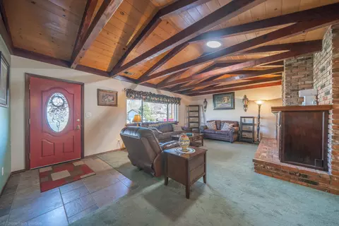 5679 Cascade, Redding, CA 96003 photo 8
