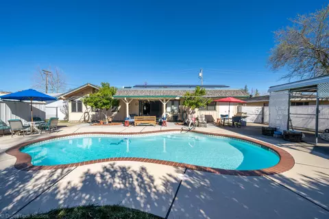 5679 Cascade, Redding, CA 96003 photo 1