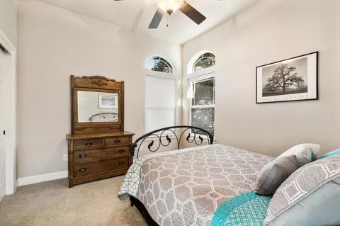 586 Bellagio, Redding, CA 96003 photo 18