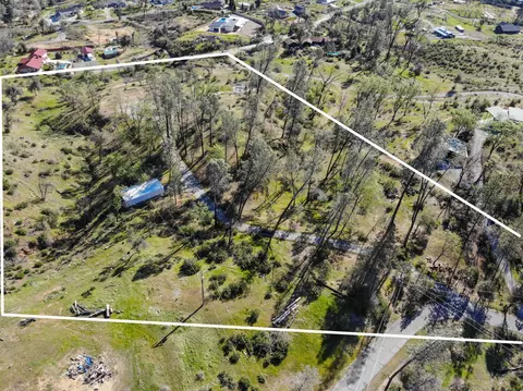 15765 Old Stagecoach Rd, Redding, CA 96001 photo 6