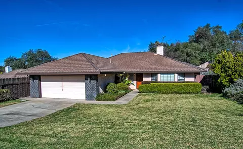 1730 Vega St, Redding, CA 96002 photo 1