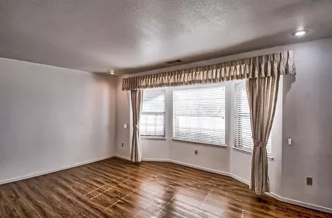 1730 Vega St, Redding, CA 96002 photo 9