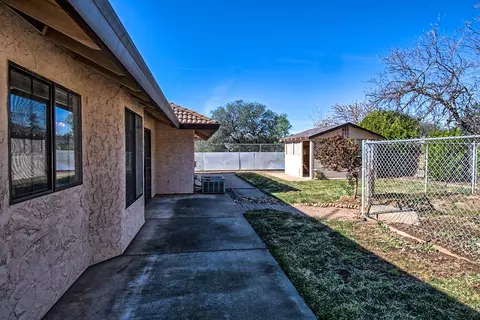 1730 Vega St, Redding, CA 96002 photo 44