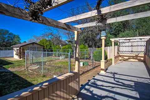 1730 Vega St, Redding, CA 96002 photo 45
