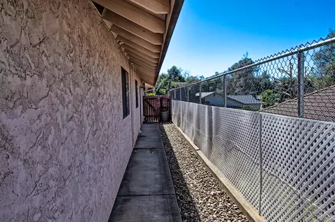 1730 Vega St, Redding, CA 96002 photo 52