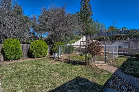 1730 Vega St, Redding, CA 96002 photo 51