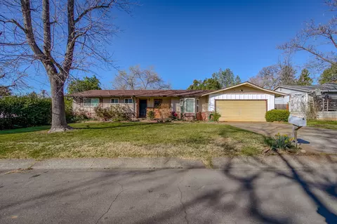 1394 Carter Way, Redding, CA 96002 photo 2