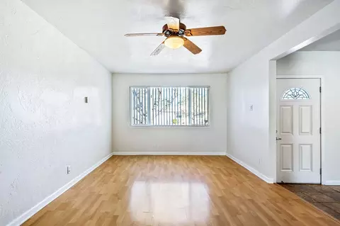 2477 Galaxy Way, Redding, CA 96002 photo 4