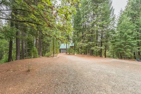 641 Boulder Lakes Trl, Coffee Creek, CA 96091 photo 4