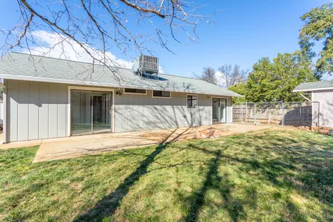 1971 Silverfield Loop, Redding, CA 96002 photo 14