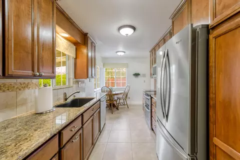 6966 River Dr, Redding, CA 96001 photo 11