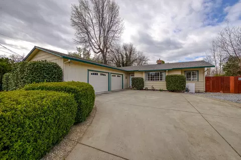 6966 River Dr, Redding, CA 96001 photo 1