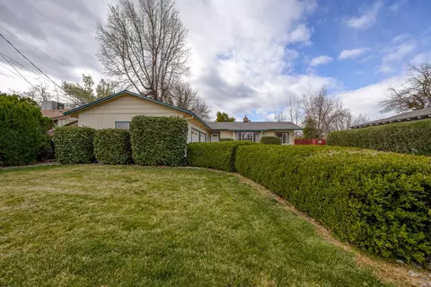 6966 River Dr, Redding, CA 96001 photo 3