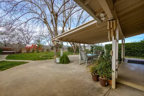11348 Sara Dr, Redding, CA 96003 photo 12