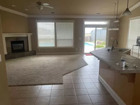 3197 Copper Creek Dr, Redding, CA 96002 photo 2