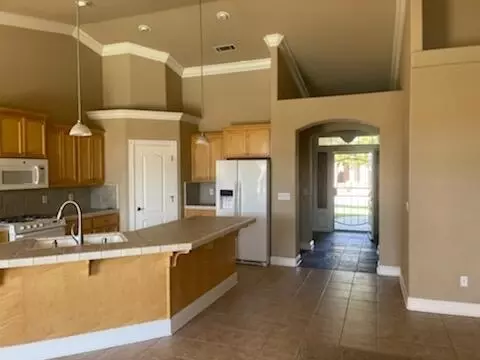 3197 Copper Creek Dr, Redding, CA 96002 photo 4