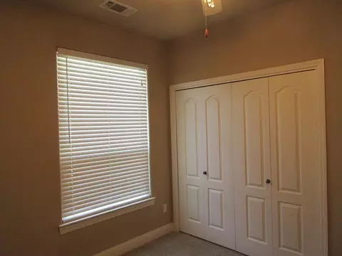 3197 Copper Creek Dr, Redding, CA 96002 photo 6