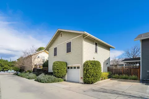 857 Fell St, Redding, CA 96001 photo 16