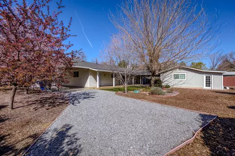 2959 Dove St, Redding, CA 96001 photo 2