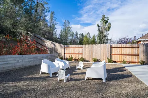 4562 Nantucket Dr, Redding, CA 96001 photo 40