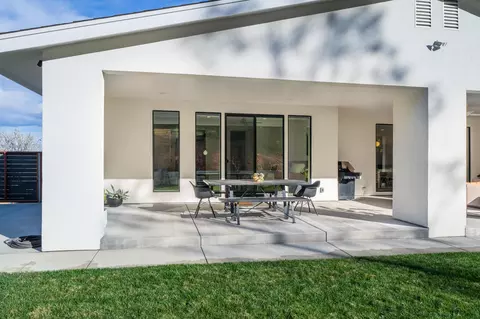 4562 Nantucket Dr, Redding, CA 96001 photo 41