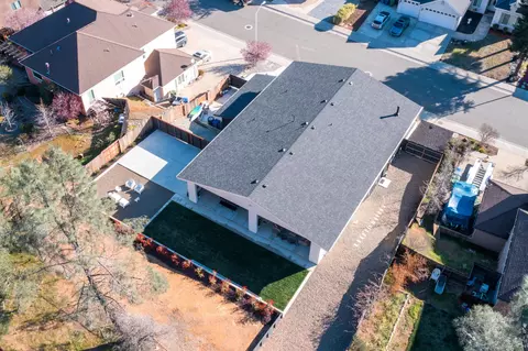4562 Nantucket Dr, Redding, CA 96001 photo 52