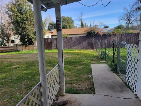 1663 Howard St, Anderson, CA 96007 photo 29