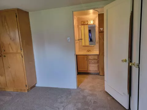 1663 Howard St, Anderson, CA 96007 photo 3