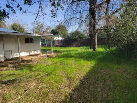 1663 Howard St, Anderson, CA 96007 photo 10