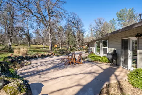 12166 Carol Ann Ln, Redding, CA 96003 photo 39
