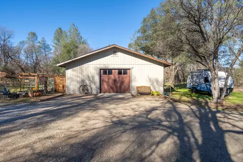 12166 Carol Ann Ln, Redding, CA 96003 photo 47