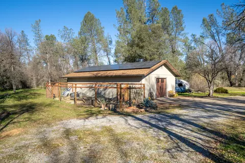 12166 Carol Ann Ln, Redding, CA 96003 photo 52