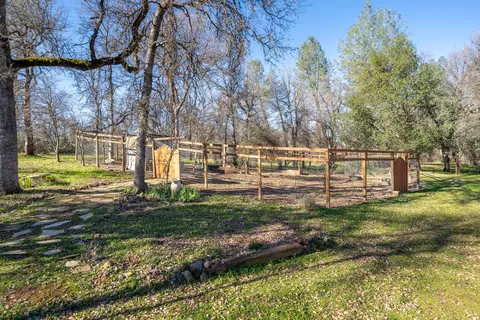 12166 Carol Ann Ln, Redding, CA 96003 photo 55