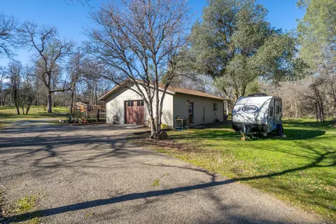 12166 Carol Ann Ln, Redding, CA 96003 photo 54
