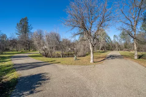 12166 Carol Ann Ln, Redding, CA 96003 photo 59