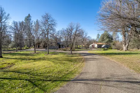12166 Carol Ann Ln, Redding, CA 96003 photo 46