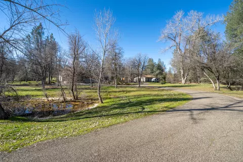 12166 Carol Ann Ln, Redding, CA 96003 photo 45