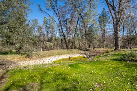 12166 Carol Ann Ln, Redding, CA 96003 photo 57