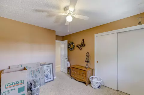 6521 Kimberly Dr, Redding, CA 96001 photo 23