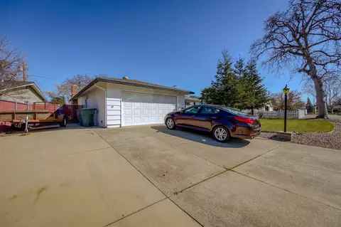 6521 Kimberly Dr, Redding, CA 96001 photo 3