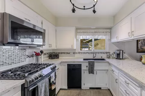 6521 Kimberly Dr, Redding, CA 96001 photo 17