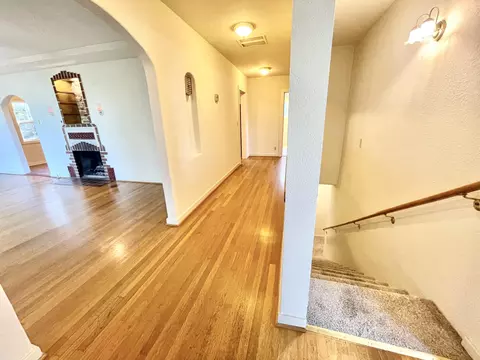 2110 Terrace St, Redding, CA 96001 photo 9