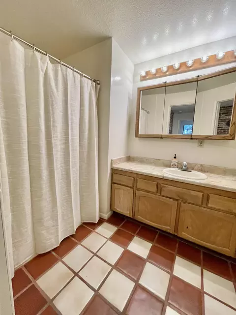 2110 Terrace St, Redding, CA 96001 photo 56