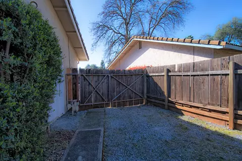 1332 Lorraine Dr, Redding, CA 96002 photo 41
