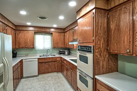 1332 Lorraine Dr, Redding, CA 96002 photo 8