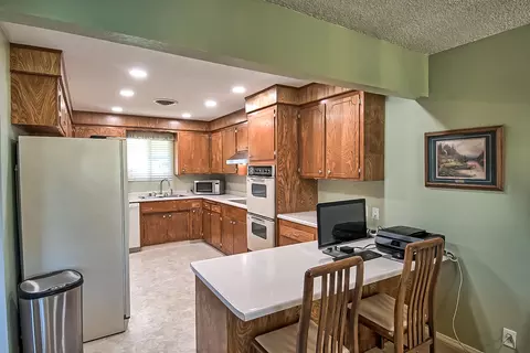 1332 Lorraine Dr, Redding, CA 96002 photo 7