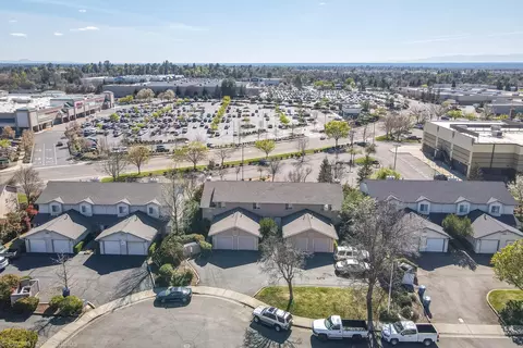 1425 Serrano Pl, Redding, CA 96003 photo 8