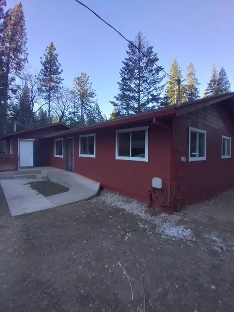 14966 Phillips Rd, Oak Run, CA 96069 photo 1