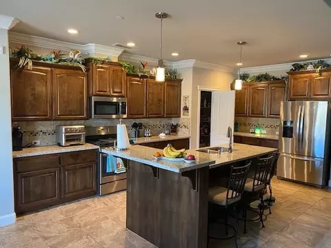 3374 Hotlam Rd, Redding, CA 96002 photo 5