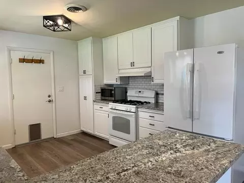 6600 Riverside Dr, Redding, CA 96001 photo 3